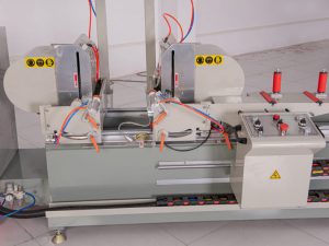 Máy cắt nhôm 2 đầu F55 5 May cat nhom 2 dau mam xoay F55 4 1