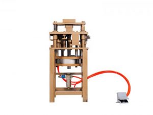 Máy đột dập hơi Việt pháp, hệ 55 vát cạnh – 14 dao 5 May dot dap hoi he Viet Phap he 55 vat canh 14 dao 180121 6 600x383 1