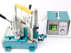 Máy hàn cửa nhựa cầm tay 2 May han cua nhua cam tay 180121 1 1