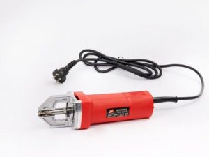 Máy làm sạch góc trong cửa nhựa 3 May lam sach goc trong cua nhua 180121 1 600x400 1
